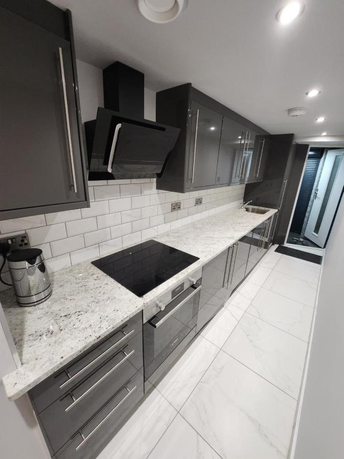Billie Island Apartments Slaithwaite Экстерьер фото